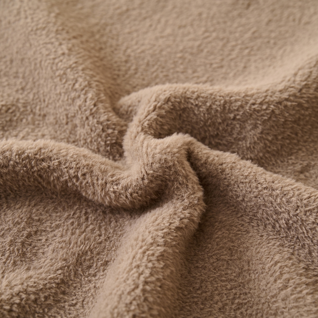 91家纺网 家纺一手货源 找家纺 早晨家纺 2025新款华泰款高克重牛奶绒仿羊绒单床单系列 华泰-奶茶咖