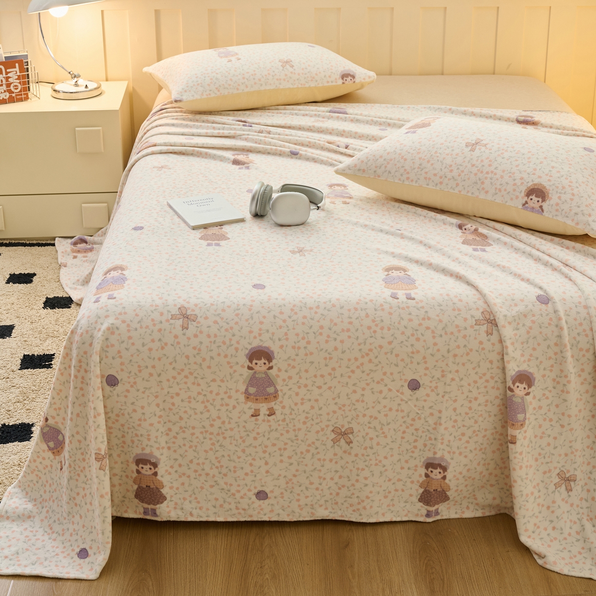 91家纺网 家纺一手货源 找家纺 早晨家纺 2025新款卡通印花高克重牛奶绒印花单床单 童梦谣