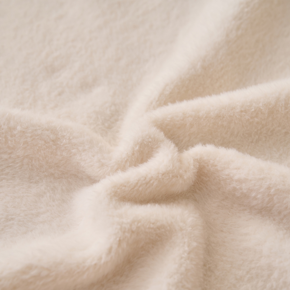 91家纺网 家纺一手货源 找家纺 早晨家纺 2025新款华泰款高克重牛奶绒仿羊绒单床单系列 华泰-奶白