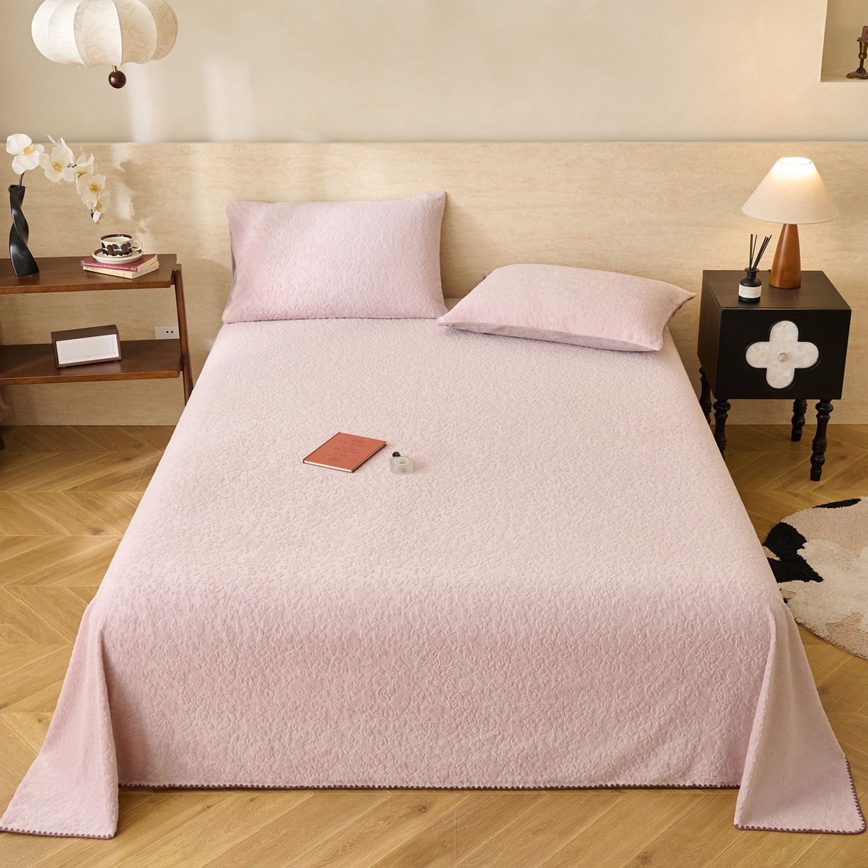 91家纺网 家纺一手货源 找家纺 （总）早晨家纺 2025新款蝴蝶兰款高克重牛奶绒烂花单床单