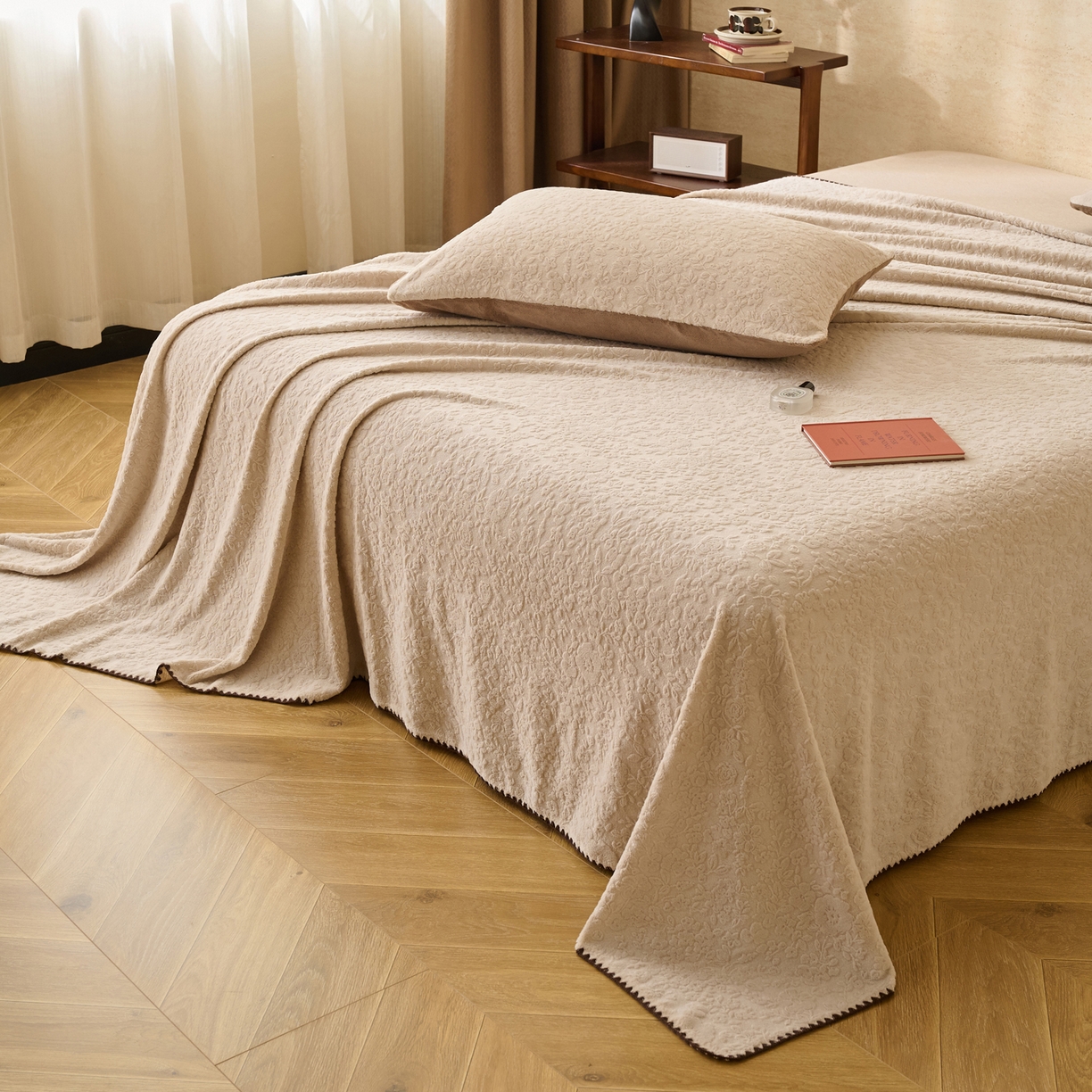 91家纺网 家纺一手货源 找家纺 早晨家纺 2025新款蝴蝶兰款高克重牛奶绒烂花单床单 蝴蝶兰-米驼