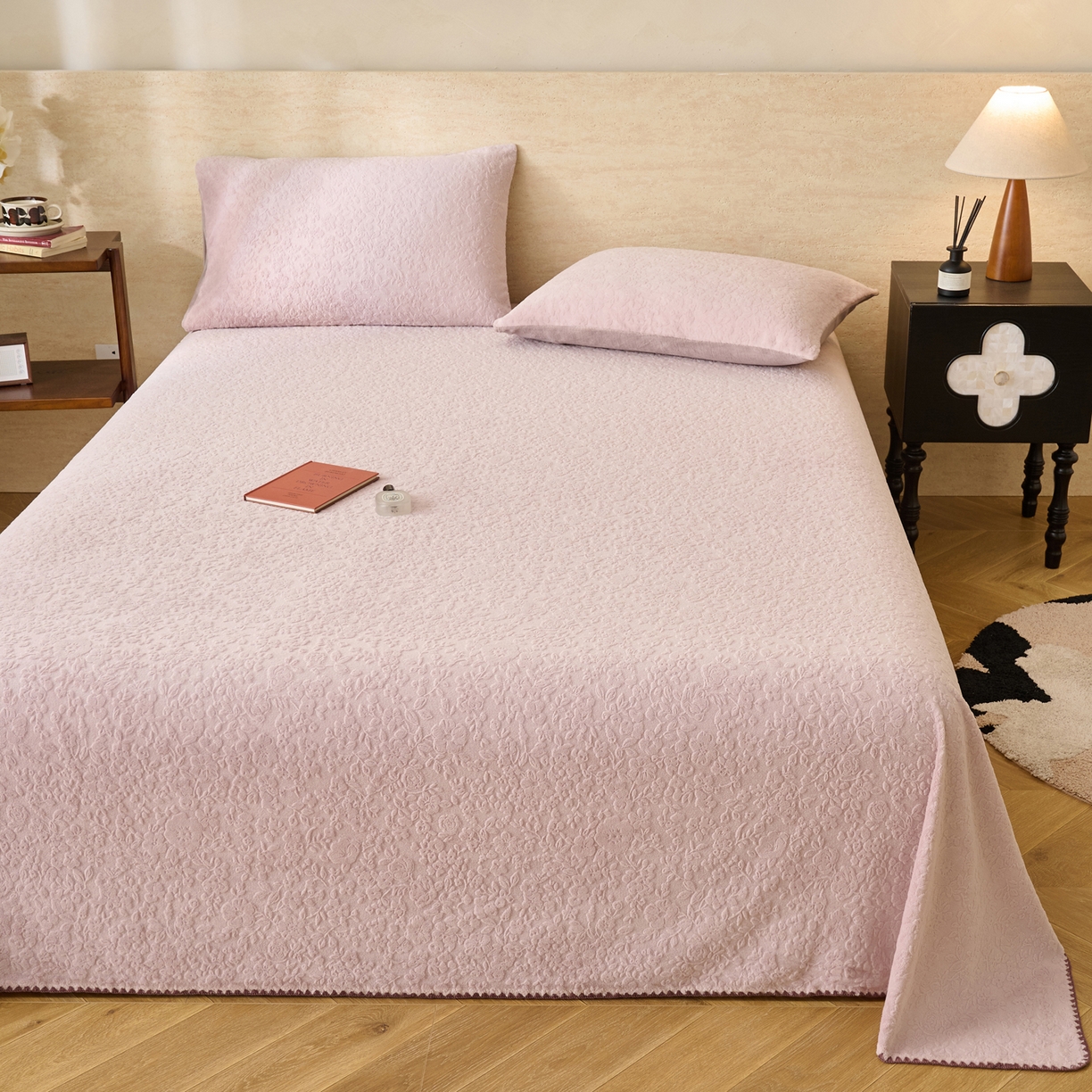 91家纺网 家纺一手货源 找家纺 早晨家纺 2025新款蝴蝶兰款高克重牛奶绒烂花单床单 蝴蝶兰-豆沙