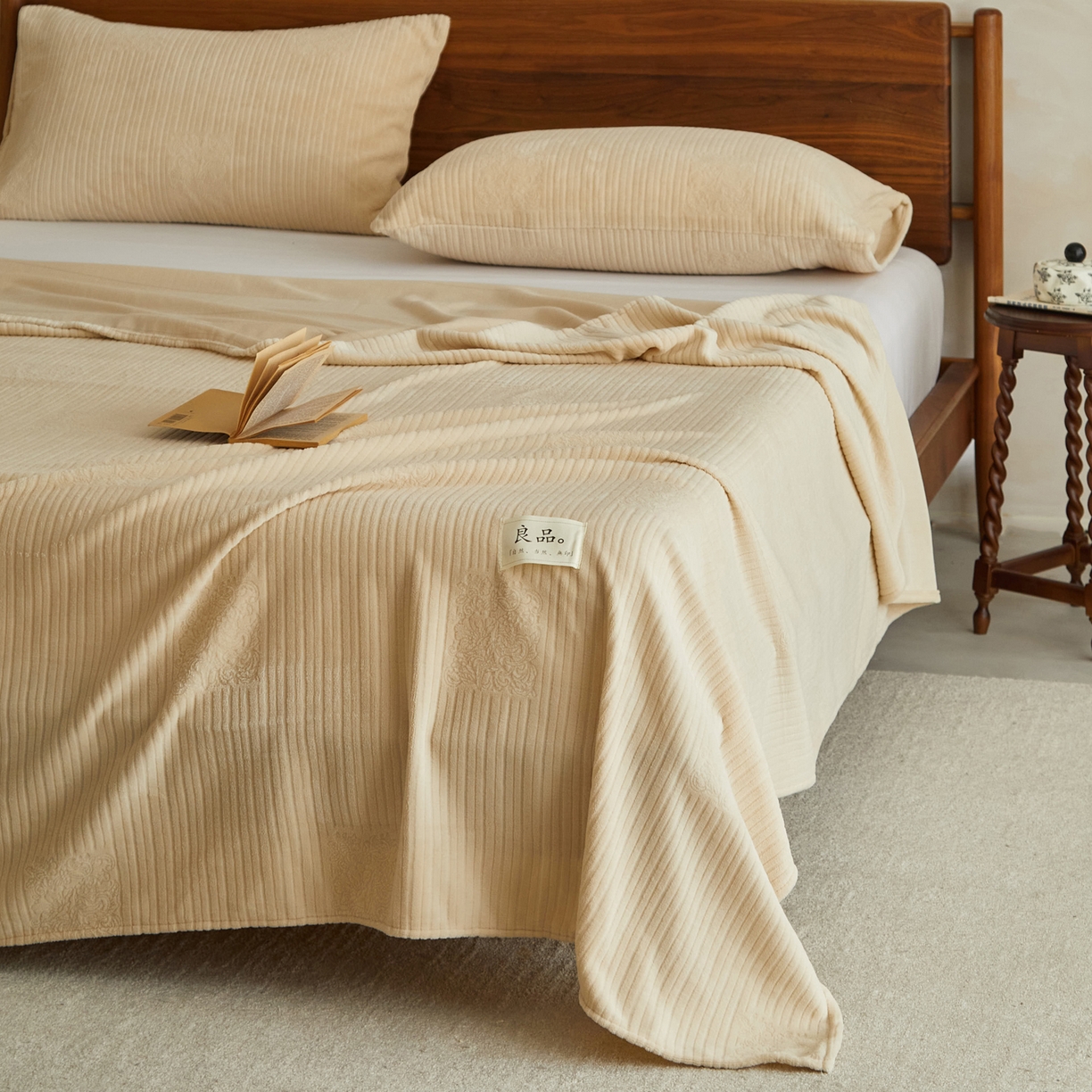 91家纺网 家纺一手货源 找家纺 （总）早晨家纺 2025新款红金龙纯色烂花牛奶绒床单