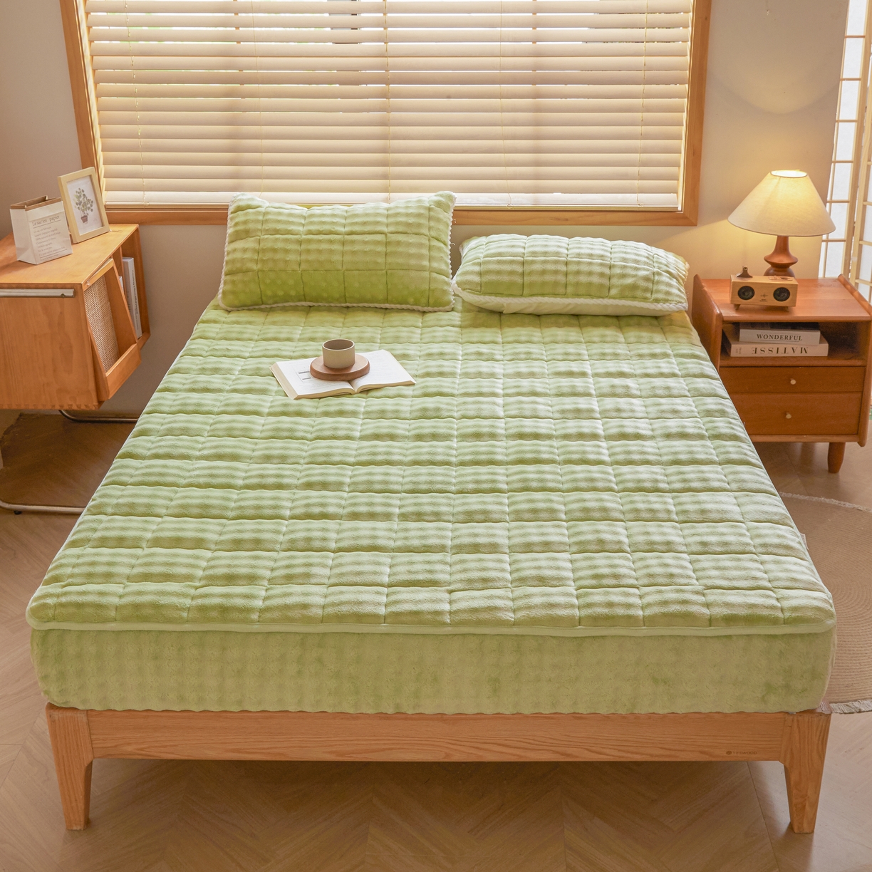 91家纺网 家纺一手货源 找家纺 （总）鑫顺欣 2025新款泡泡牛奶绒床笠套件三件套