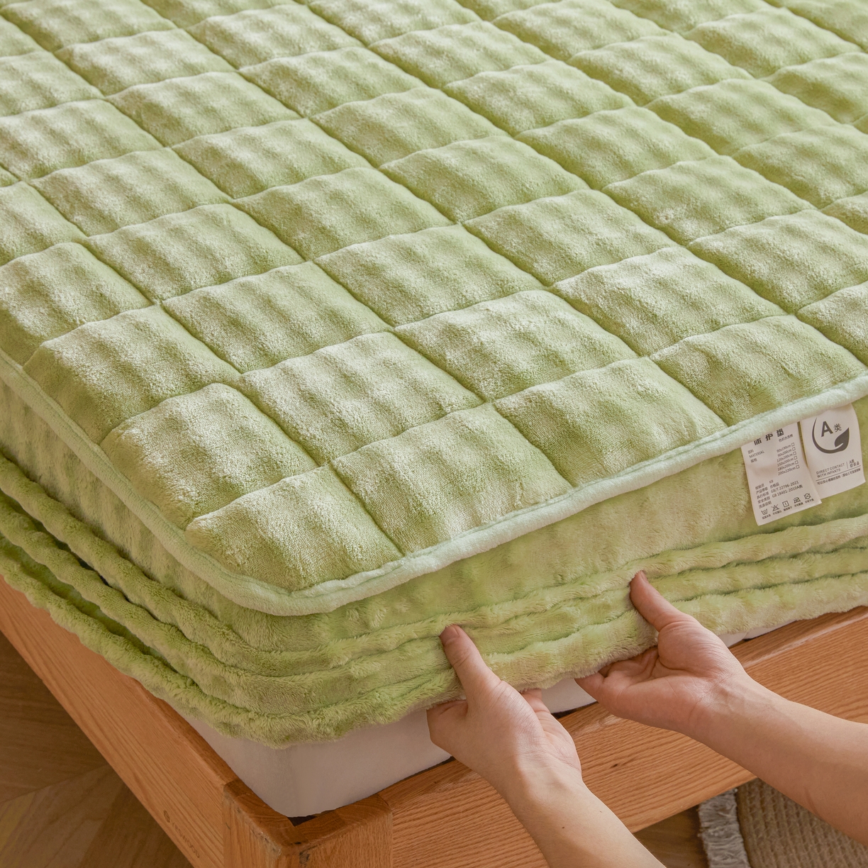 91家纺网 家纺一手货源 找家纺 （总）鑫顺欣 2025新款泡泡牛奶绒床笠套件三件套