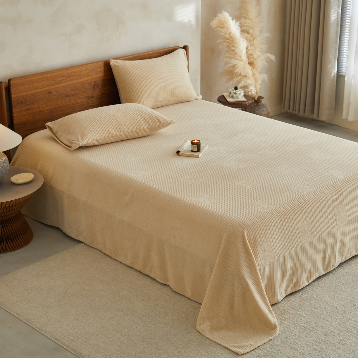 91家纺网 家纺一手货源 找家纺 早晨家纺 2025新款红金龙纯色烂花牛奶绒床单 米澜-米驼