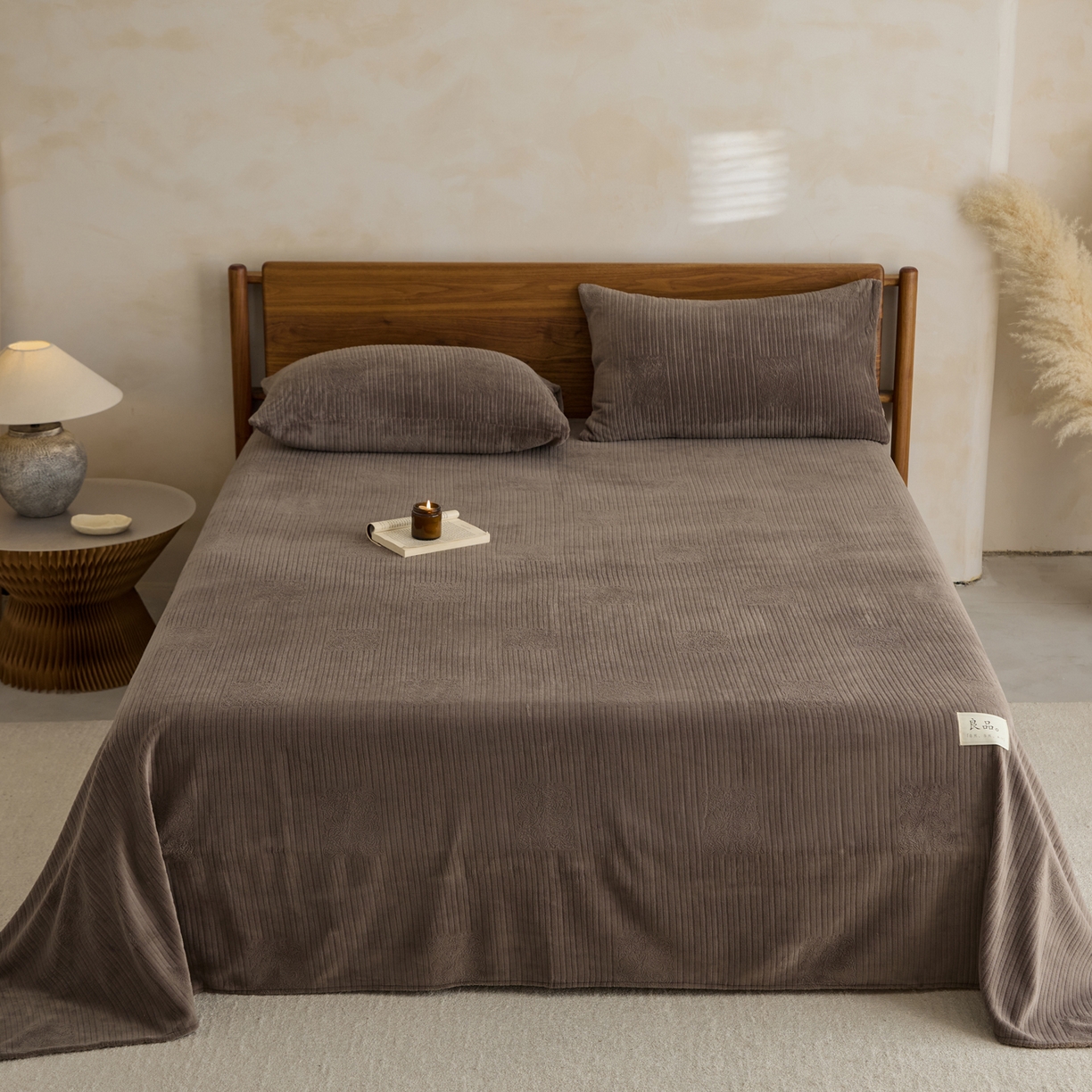 早晨家纺 2025新款红金龙纯色烂花牛奶绒床单 米澜-奶咖