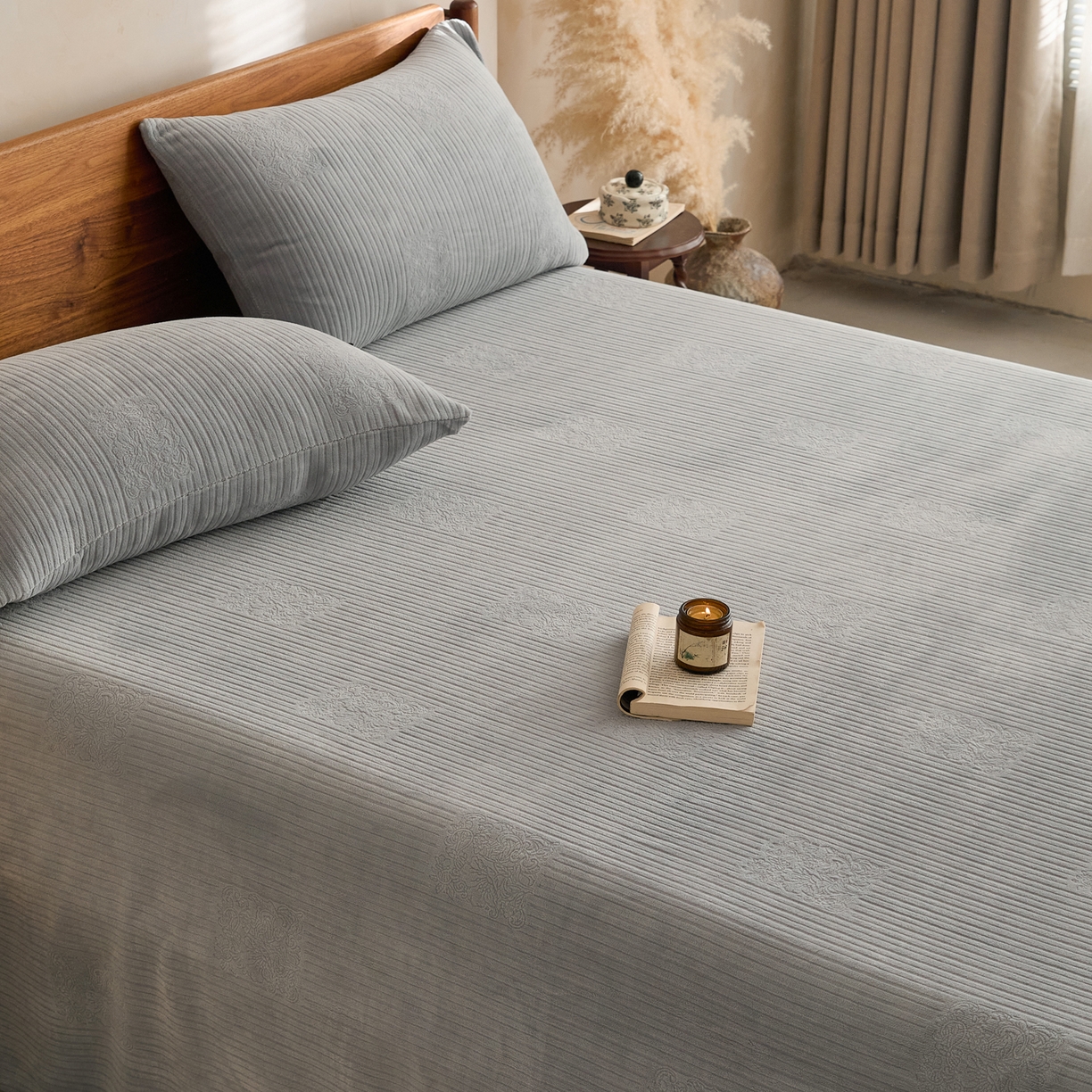 91家纺网 家纺一手货源 找家纺 早晨家纺 2025新款红金龙纯色烂花牛奶绒床单 米澜-银灰