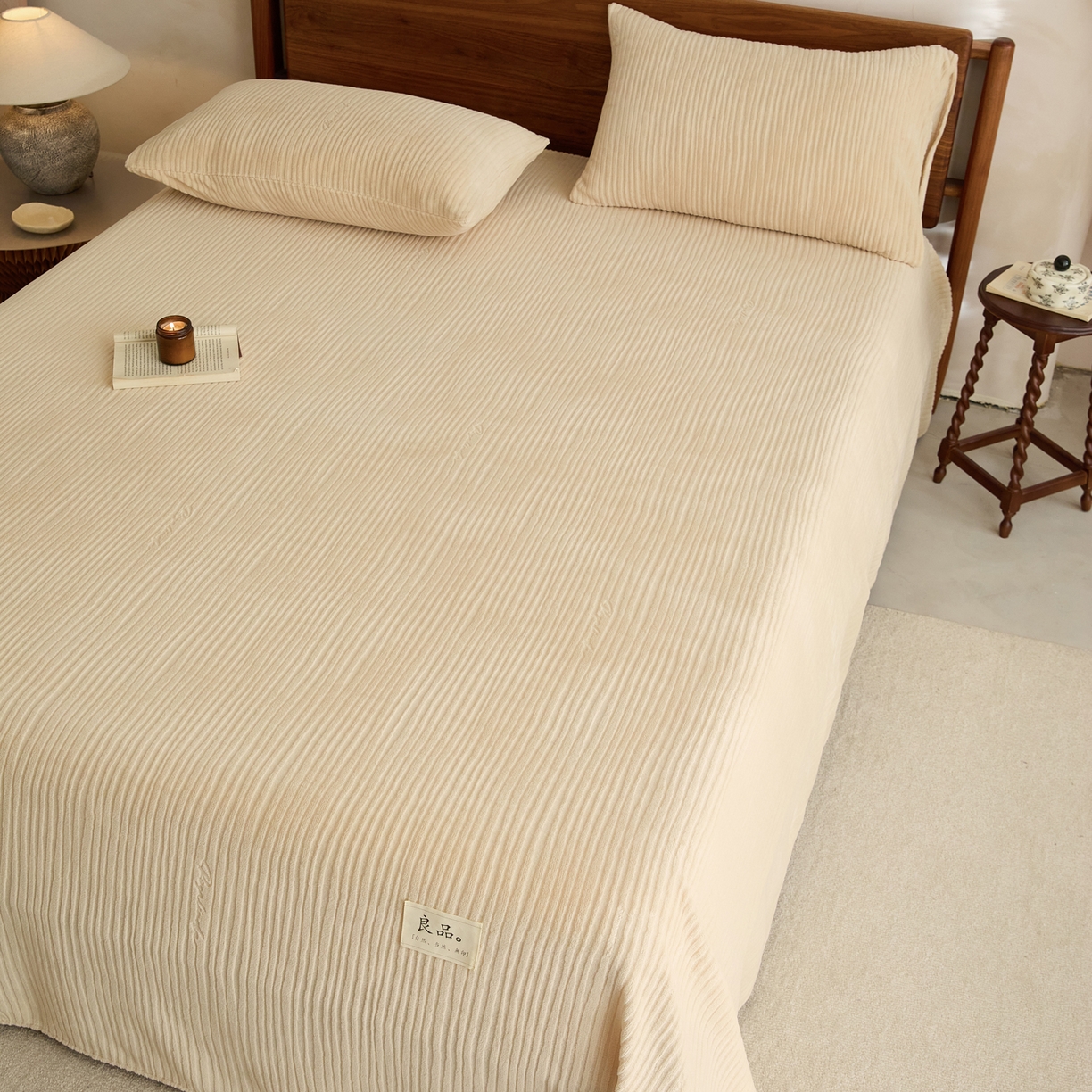 91家纺网 家纺一手货源 找家纺 早晨家纺 2025新款红金龙纯色烂花牛奶绒床单 恬憩-米驼