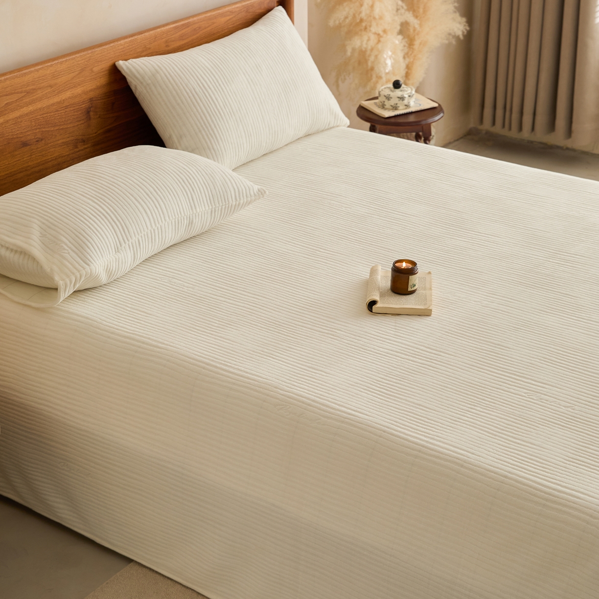 91家纺网 家纺一手货源 找家纺 早晨家纺 2025新款红金龙纯色烂花牛奶绒床单 恬憩-奶白