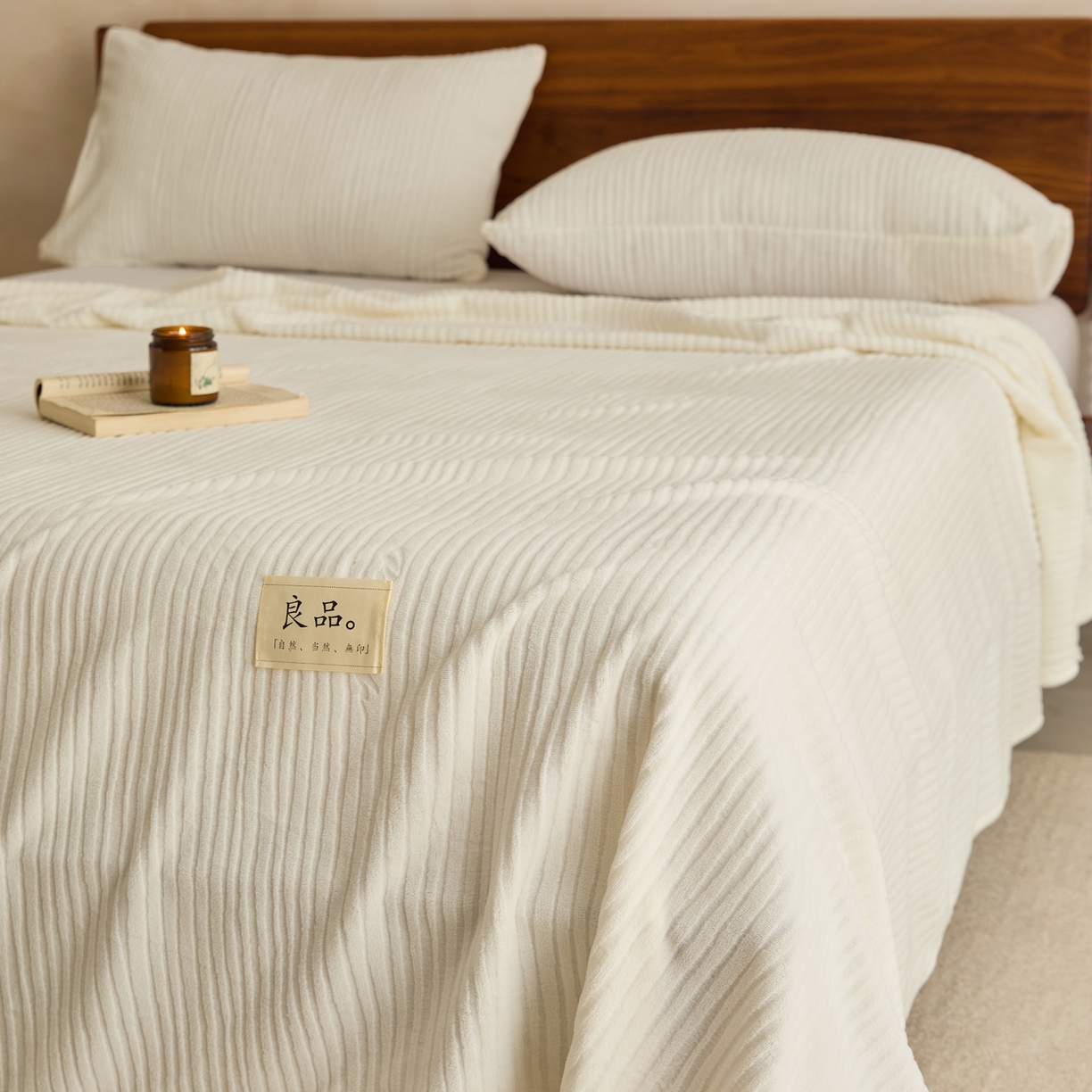 91家纺网 家纺一手货源 找家纺 早晨家纺 2025新款红金龙纯色烂花牛奶绒床单 恬憩-奶白