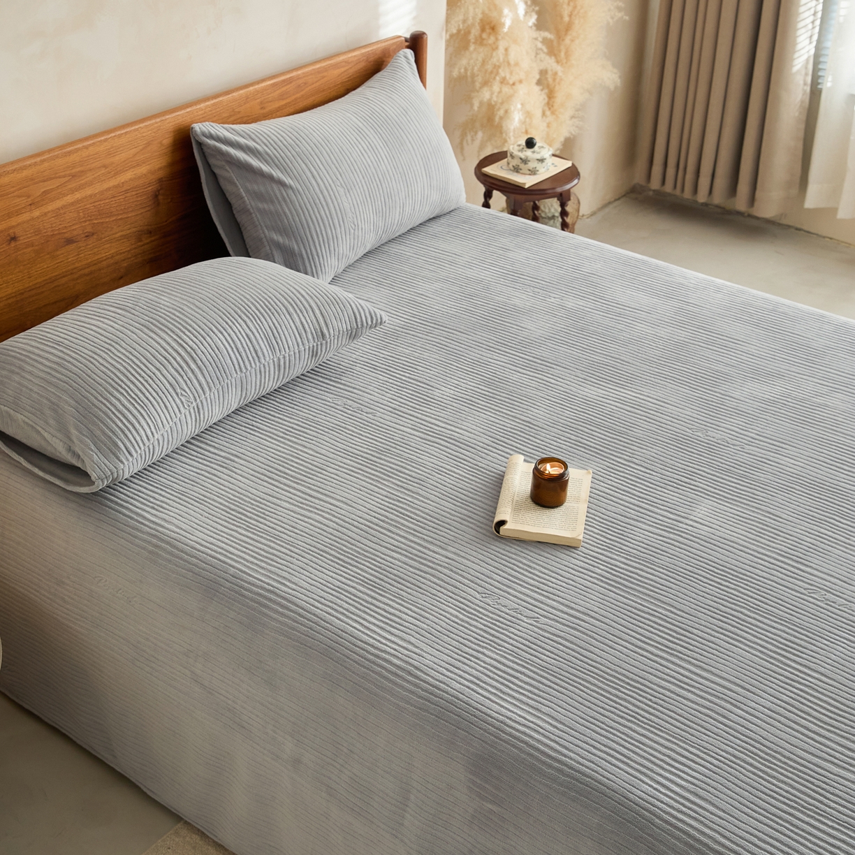 91家纺网 家纺一手货源 找家纺 早晨家纺 2025新款红金龙纯色烂花牛奶绒床单 恬憩-银灰