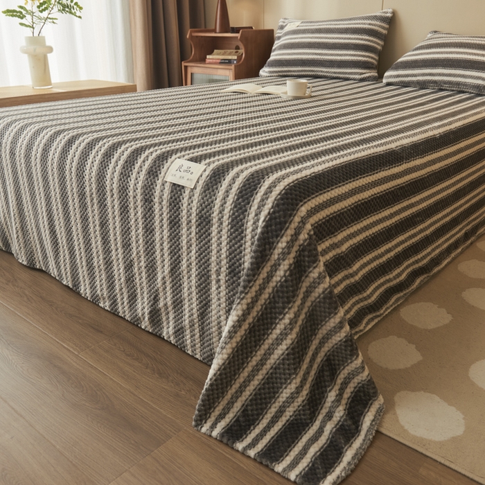 91家纺网 家纺一手货源 找家纺 （总）早晨家纺 2025新款豆豆款高克重牛奶绒菠萝格无印风床单