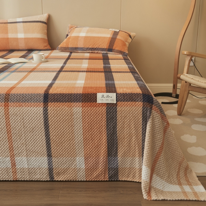 91家纺网 家纺一手货源 找家纺 早晨家纺 2025新款豆豆款高克重牛奶绒菠萝格无印风床单 豆豆绒-大格橙