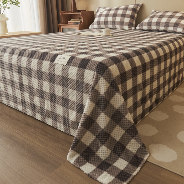 91家纺网 家纺一手货源 找家纺 早晨家纺 2025新款豆豆款高克重牛奶绒菠萝格无印风床单 豆豆绒-多格咖