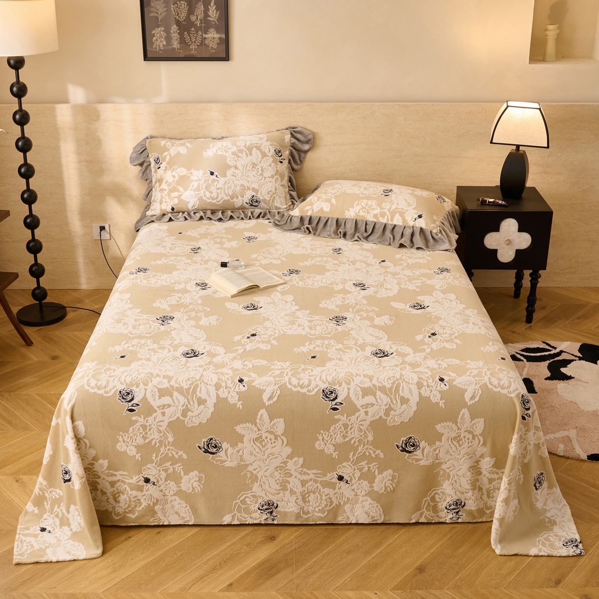 91家纺网 家纺一手货源 找家纺 早晨家纺 2025新款高克重牛奶绒烂花单品床单 雅庭花叙