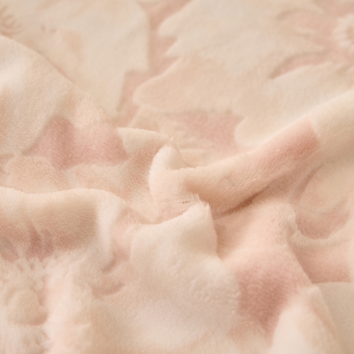 91家纺网 家纺一手货源 找家纺 早晨家纺 2025新款高克重牛奶绒烂花单品床单 粉花漾