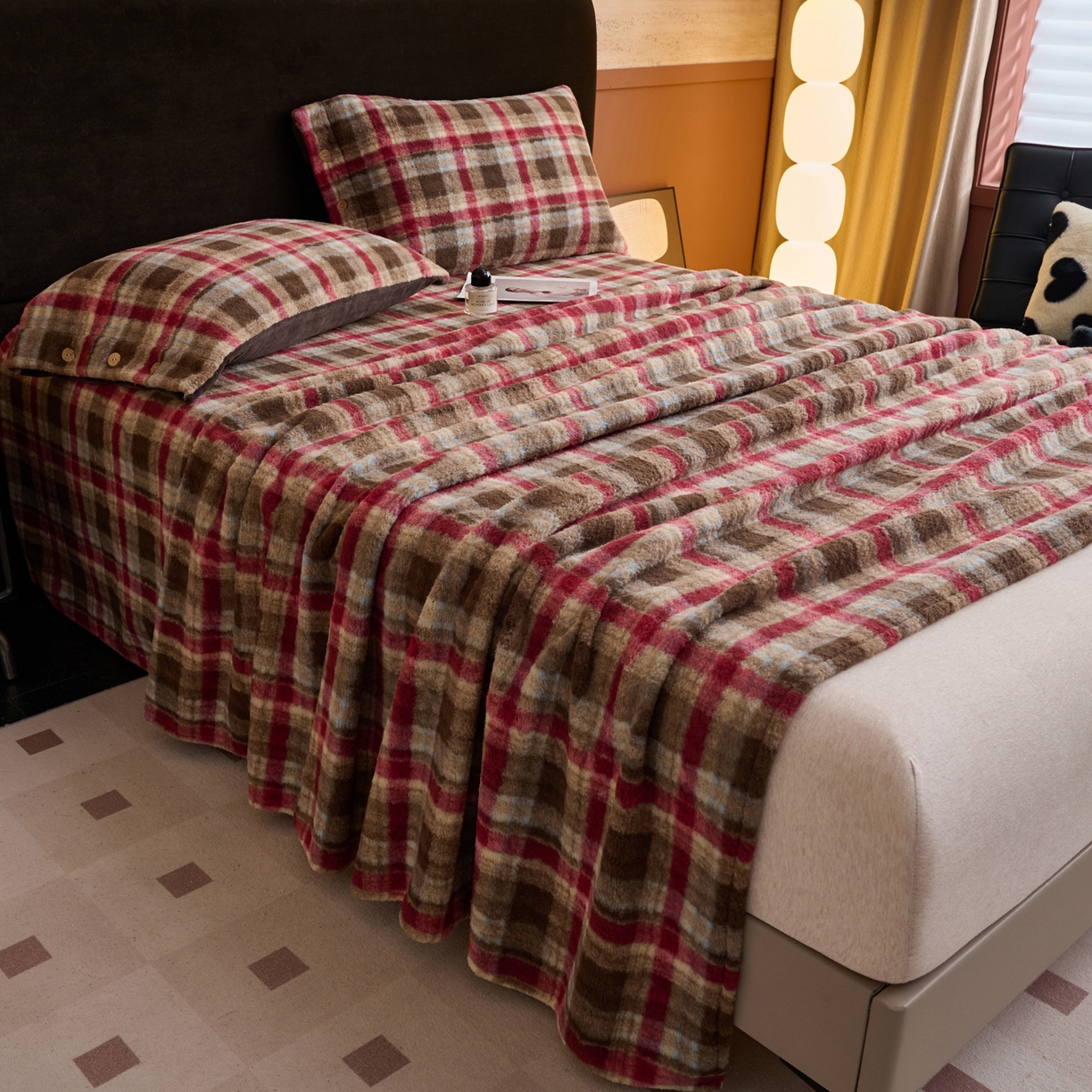 91家纺网 家纺一手货源 找家纺 早晨家纺 2025新款230g羊驼绒复古格牛奶绒床单 苏格兰格