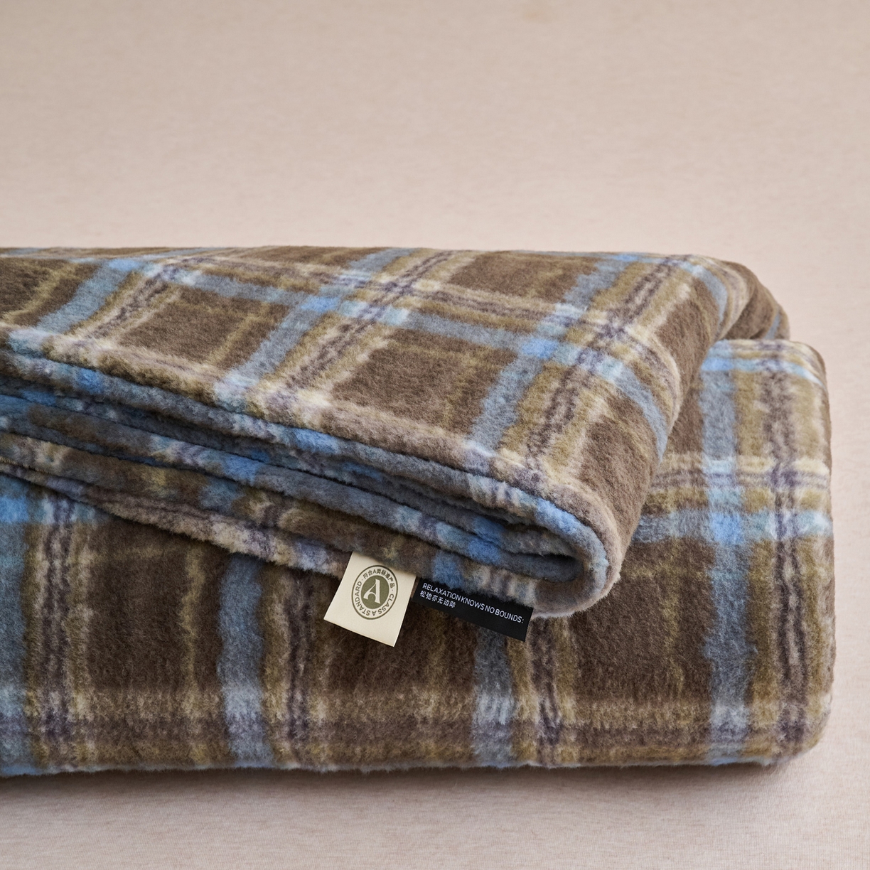 早晨家纺 2025新款230g羊驼绒复古格牛奶绒床单 维系咖格