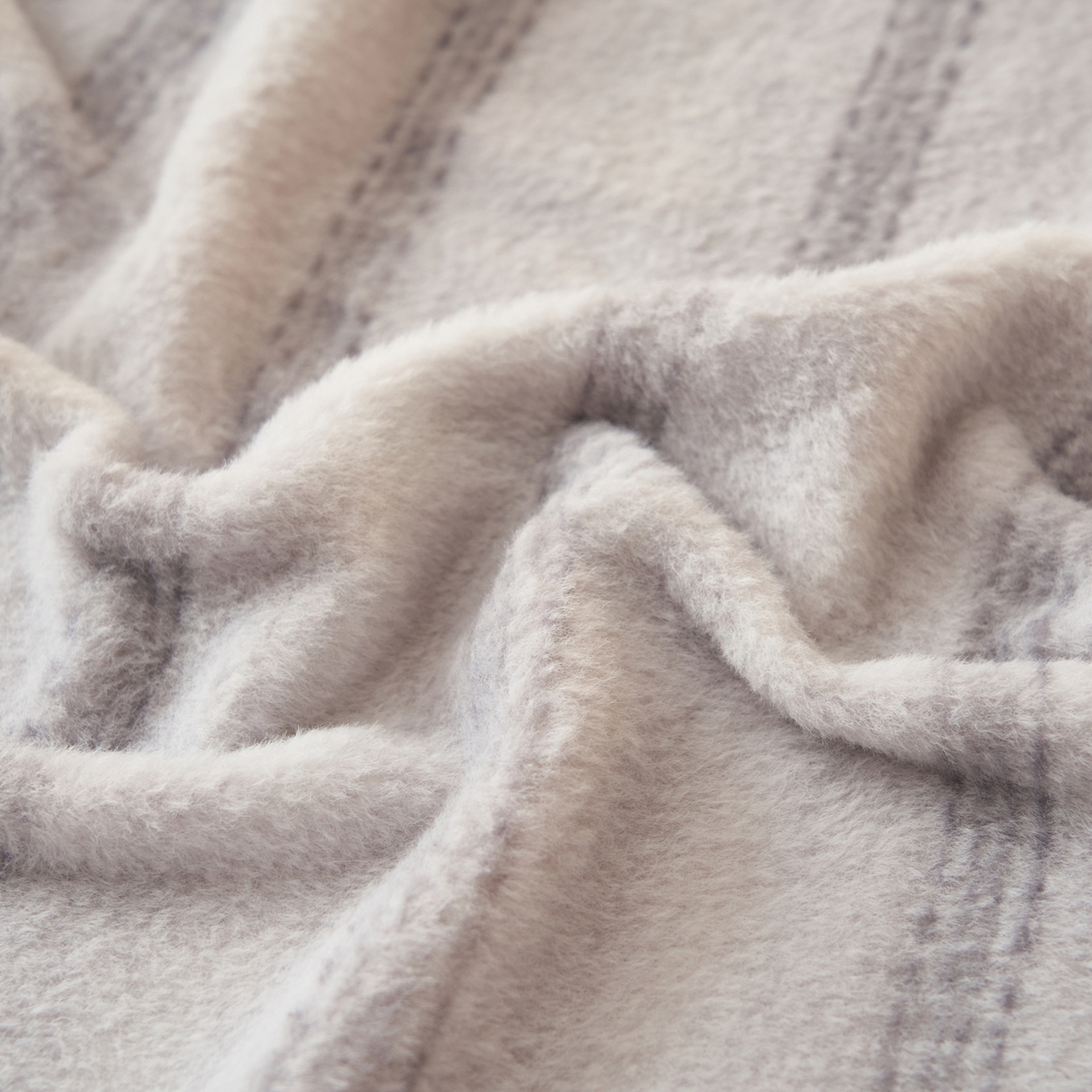 91家纺网 家纺一手货源 找家纺 早晨家纺 2025新款未末款仿羊绒牛奶绒单枕套 未末-浅灰