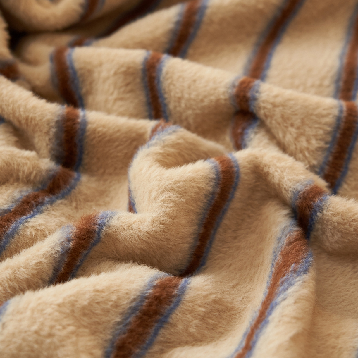 91家纺网 家纺一手货源 找家纺 早晨家纺 2025新款未末款仿羊绒牛奶绒单枕套 未末-暖棕