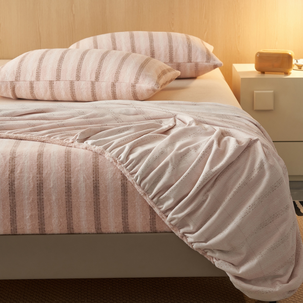 91家纺网 家纺一手货源 找家纺 早晨家纺 2025新款未末款仿羊绒牛奶绒单枕套 未末-柔粉