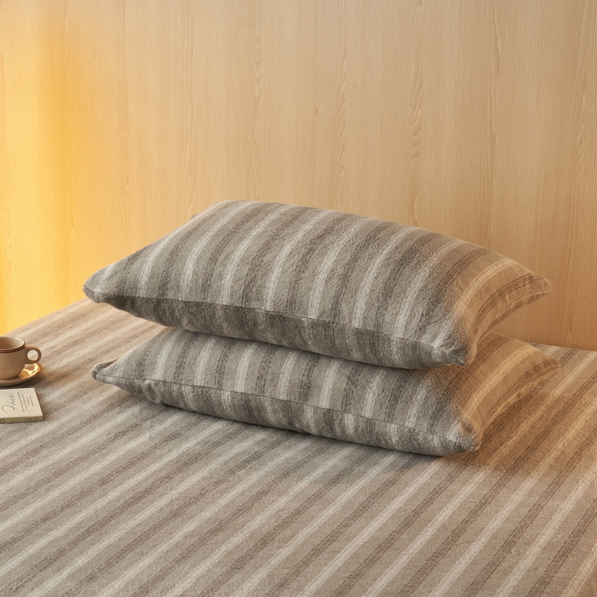 91家纺网 家纺一手货源 找家纺 早晨家纺 2025新款未末款仿羊绒牛奶绒单枕套 未末-深灰