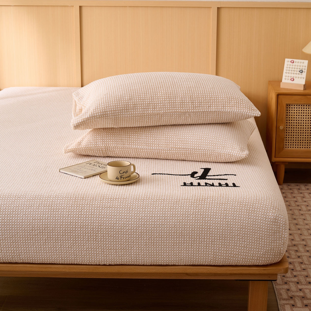 91家纺网 家纺一手货源 找家纺 （总）早晨家纺 2025新款深蓝款高克重牛奶绒阳离子提花单枕套