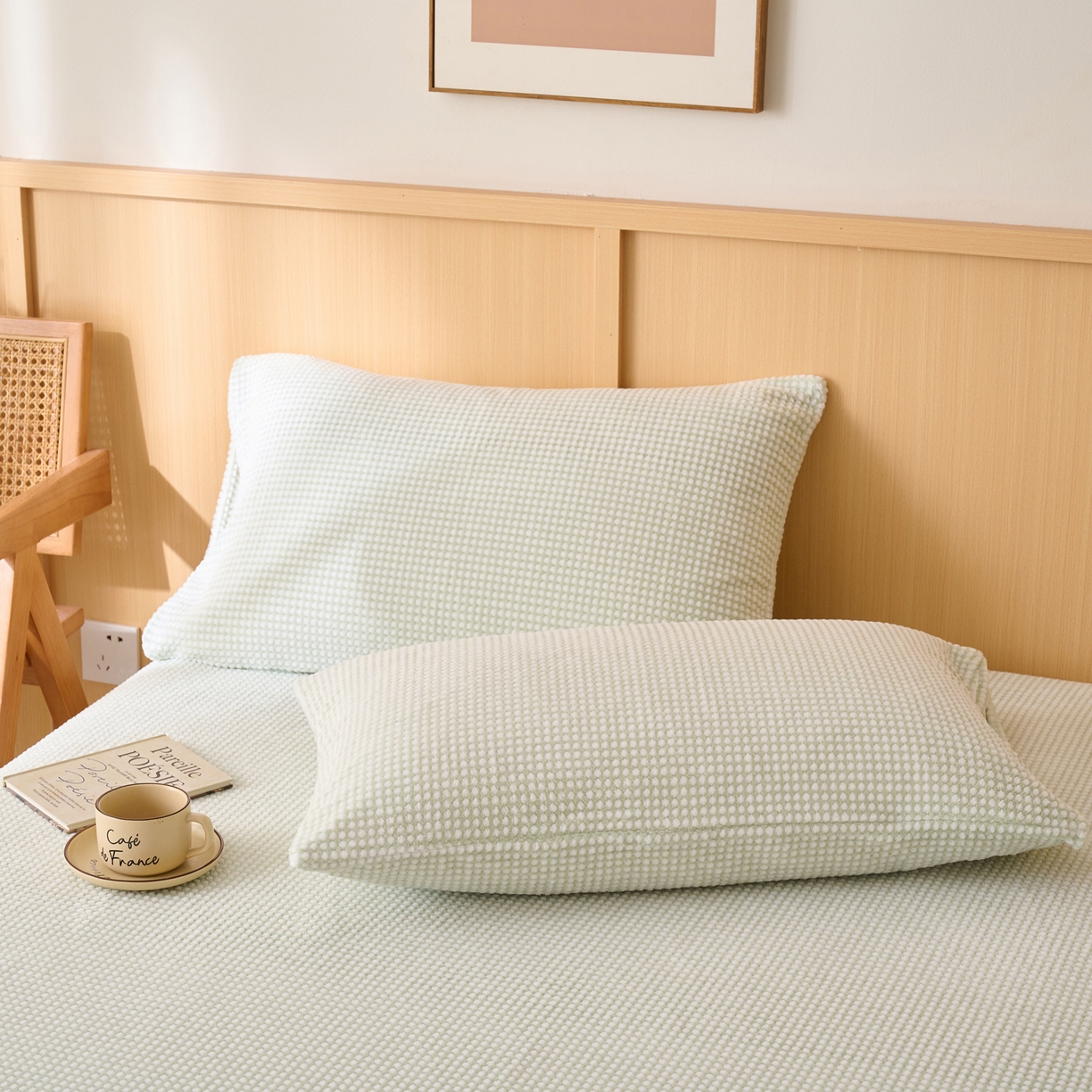 91家纺网 家纺一手货源 找家纺 早晨家纺 2025新款深蓝款高克重牛奶绒阳离子提花单枕套 深蓝-绿