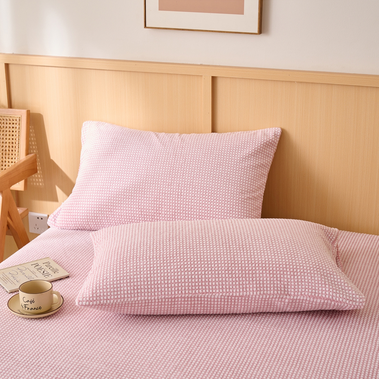 91家纺网 家纺一手货源 找家纺 早晨家纺 2025新款深蓝款高克重牛奶绒阳离子提花单枕套 深蓝-豆沙