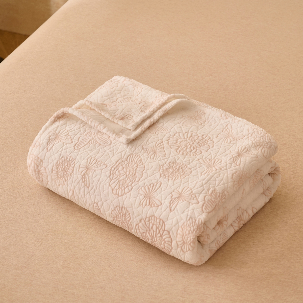 91家纺网 家纺一手货源 找家纺 早晨家纺 2025新款高克重牛奶绒烂花单品床单 咖絮