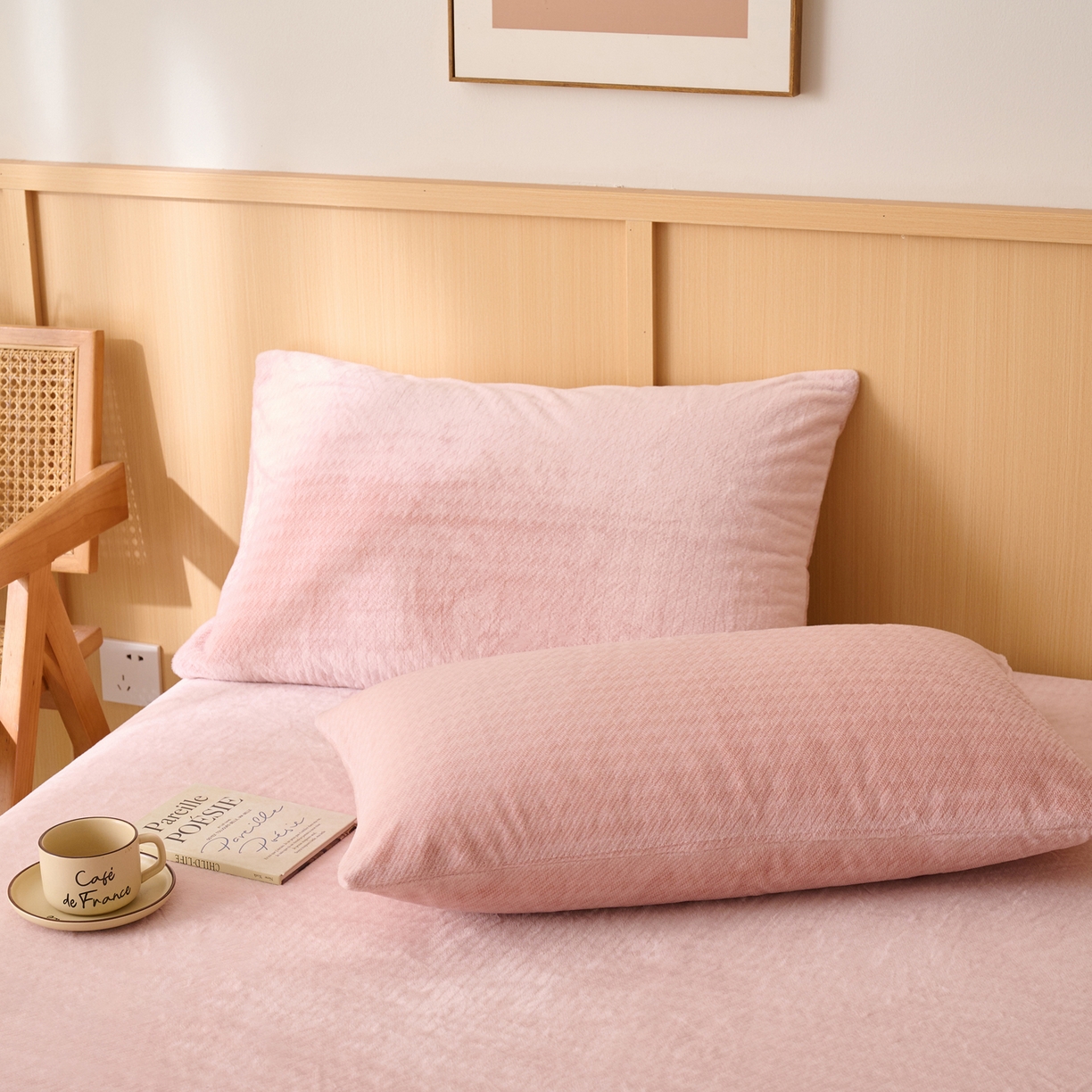 91家纺网 家纺一手货源 找家纺 早晨家纺 2025新款流星款高克重牛奶绒阳离子提花兔毛单枕套 流星-豆沙