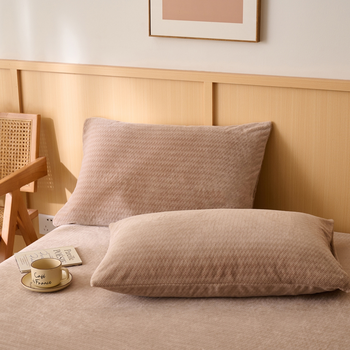 91家纺网 家纺一手货源 找家纺 早晨家纺 2025新款流星款高克重牛奶绒阳离子提花兔毛单枕套 流星-奶茶咖