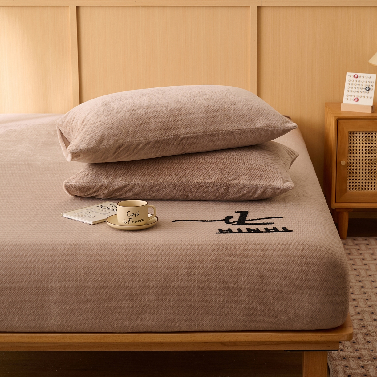 早晨家纺 2025新款流星款高克重牛奶绒阳离子提花兔毛单枕套 流星-奶茶咖