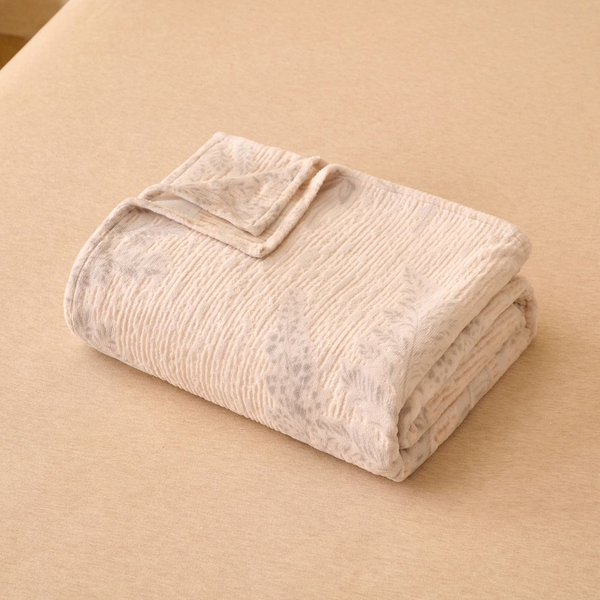 91家纺网 家纺一手货源 找家纺 早晨家纺 2025新款高克重牛奶绒烂花单品床单 林影轻叙