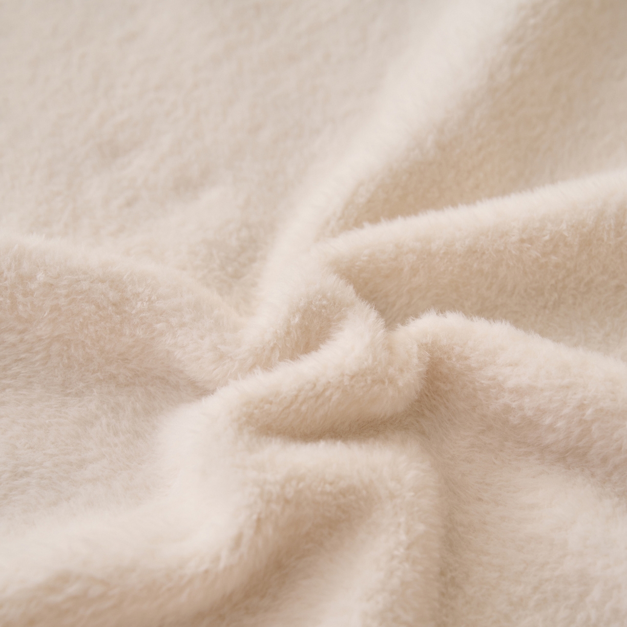 91家纺网 家纺一手货源 找家纺 早晨家纺 2025新款华泰款高克重牛奶绒仿羊绒单枕套 华泰-奶白