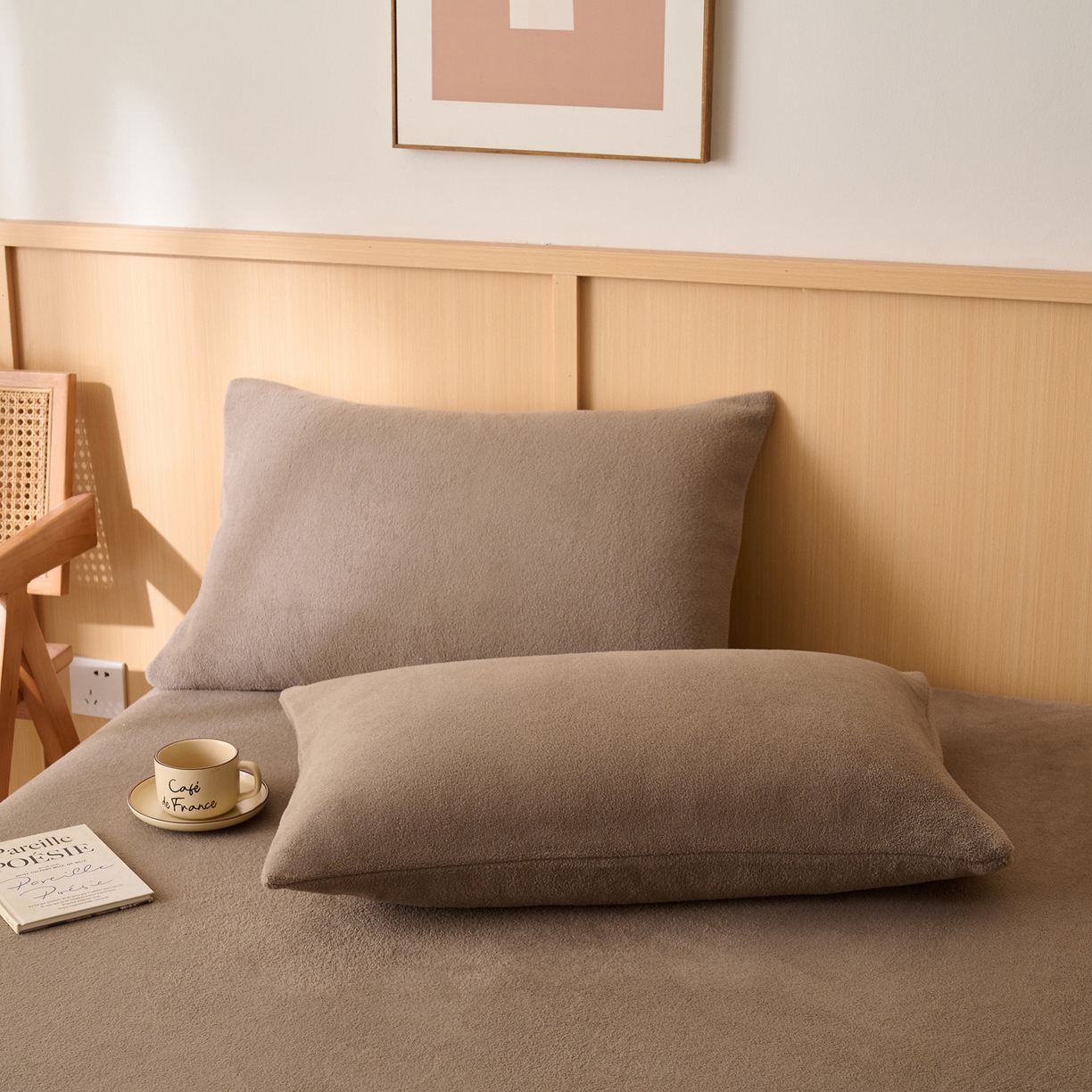 91家纺网 家纺一手货源 找家纺 早晨家纺 2025新款华泰款高克重牛奶绒仿羊绒单枕套 华泰-奶茶咖