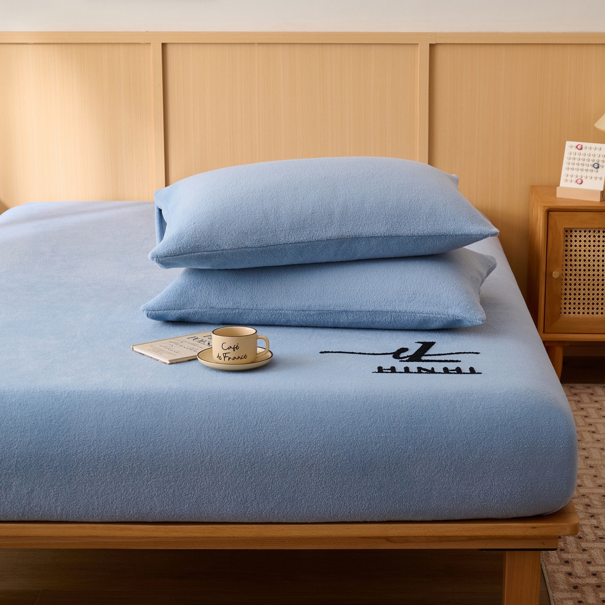 早晨家纺 2025新款华泰款高克重牛奶绒仿羊绒单枕套 华泰-雾蓝