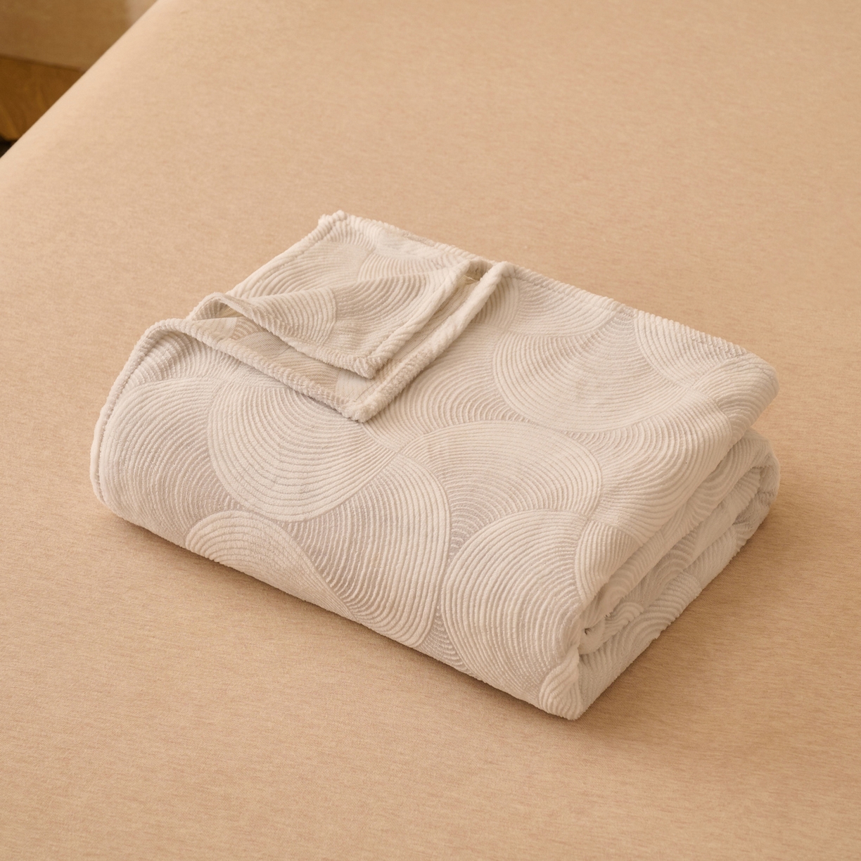 91家纺网 家纺一手货源 找家纺 早晨家纺 2025新款高克重牛奶绒烂花单品床单 圈语眠