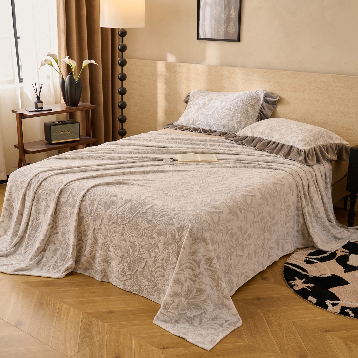 91家纺网 家纺一手货源 找家纺 早晨家纺 2025新款高克重牛奶绒烂花单品床单 叶素