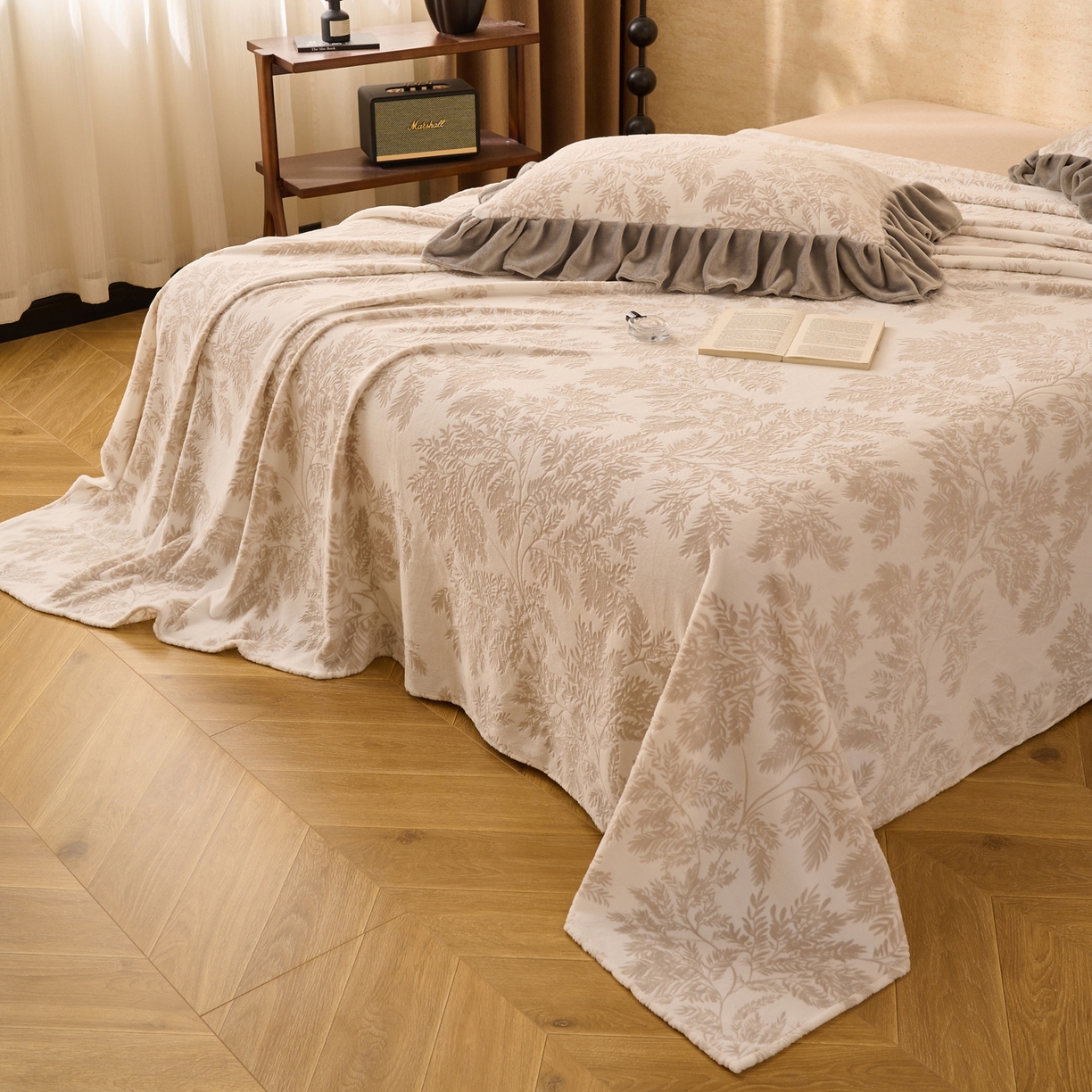 91家纺网 家纺一手货源 找家纺 早晨家纺 2025新款高克重牛奶绒烂花单品床单 叶韵