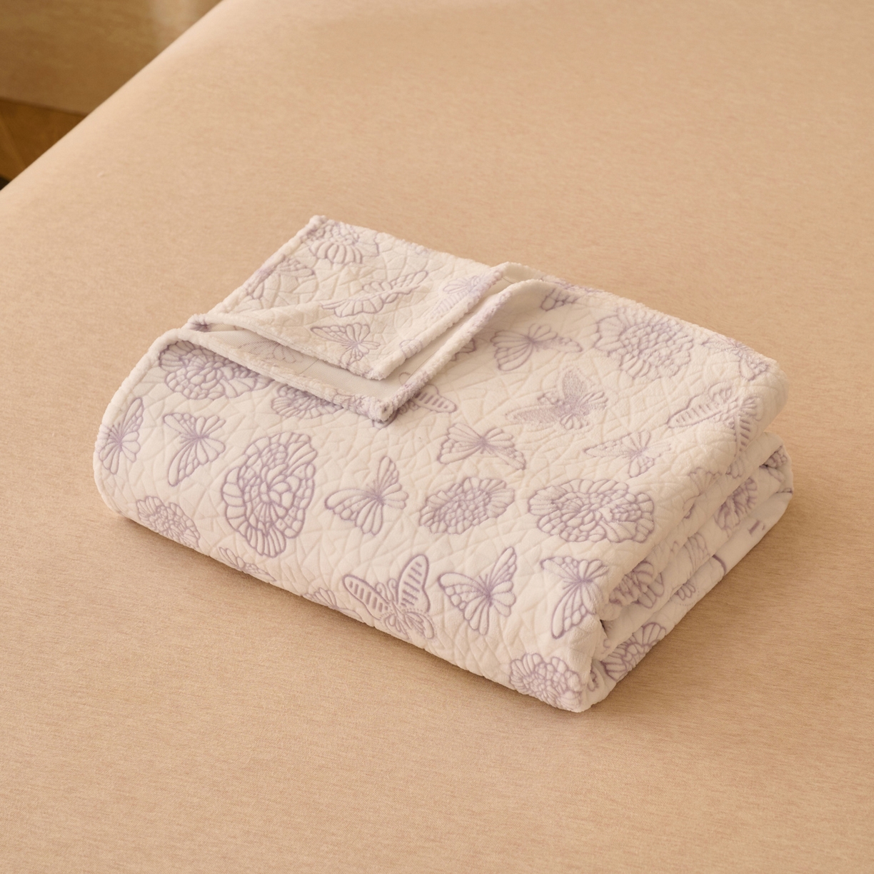 91家纺网 家纺一手货源 找家纺 早晨家纺 2025新款高克重牛奶绒烂花单品床单 紫絮