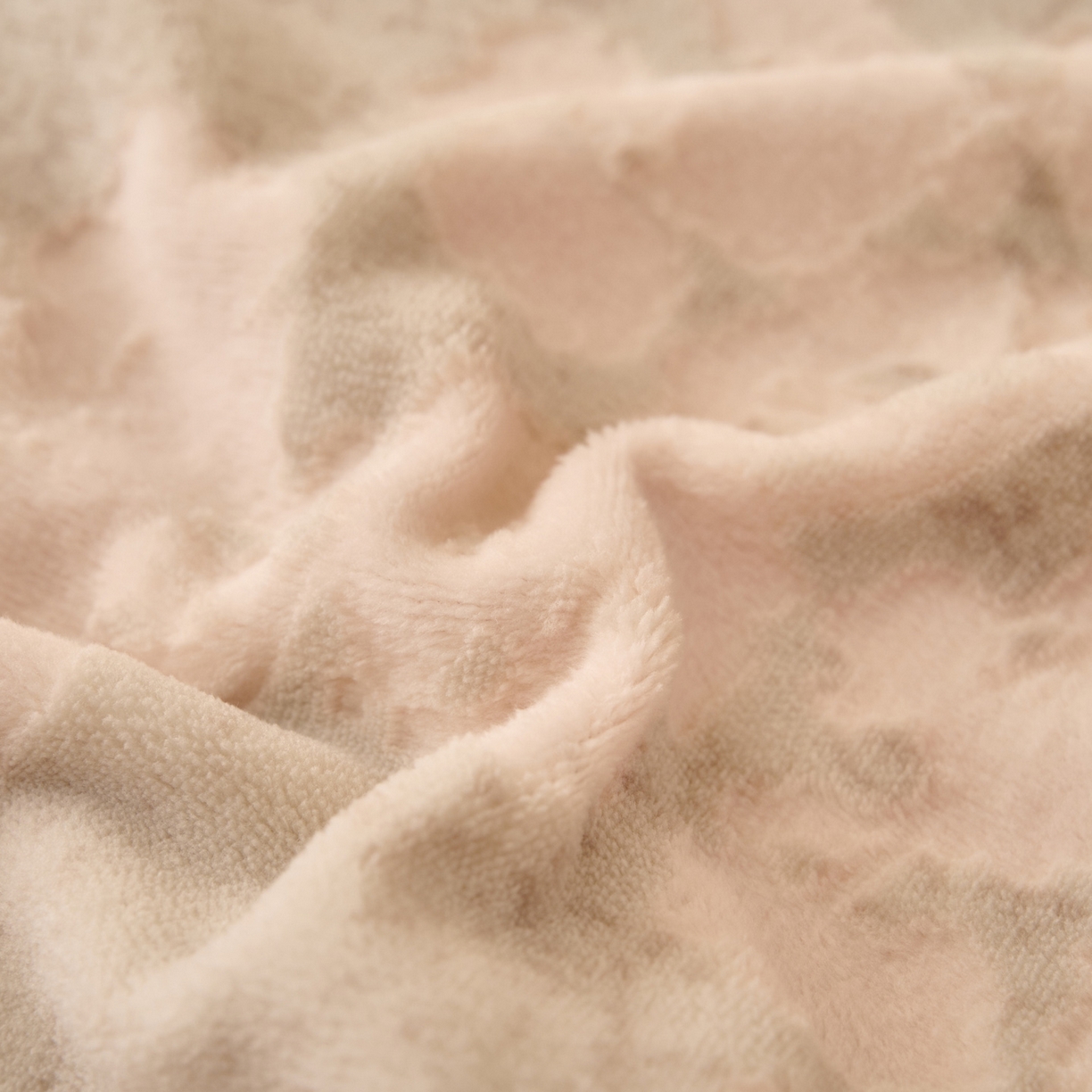 91家纺网 家纺一手货源 找家纺 早晨家纺 2025新款高克重牛奶绒烂花枕套 素花影