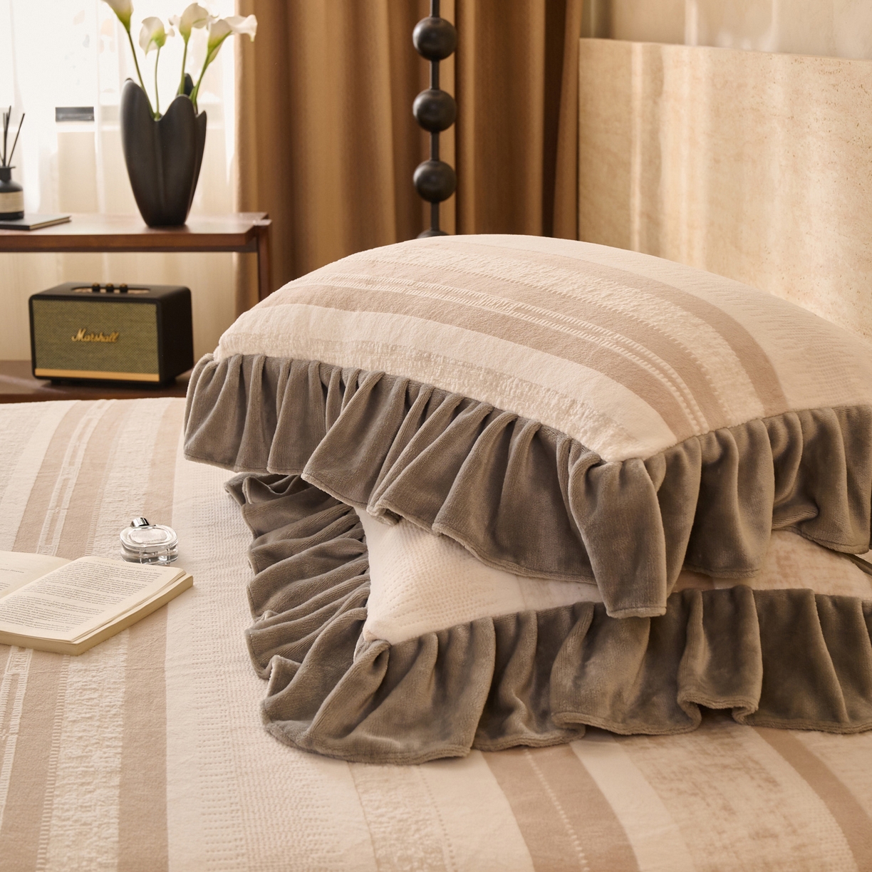 91家纺网 家纺一手货源 找家纺 早晨家纺 2025新款高克重牛奶绒烂花枕套 素纹