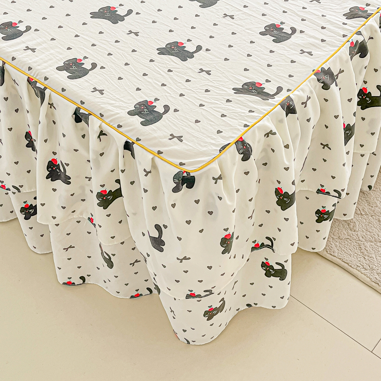 91家纺网 家纺一手货源 找家纺 子钦家纺 2025新款云朵棉水洗棉韩版双层花边公主风床裙床裙三件套 床裙-爱心喵