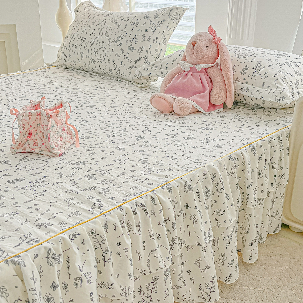 91家纺网 家纺一手货源 找家纺 子钦家纺 2025新款云朵棉水洗棉韩版双层花边公主风床裙床裙三件套 床裙-风情万种