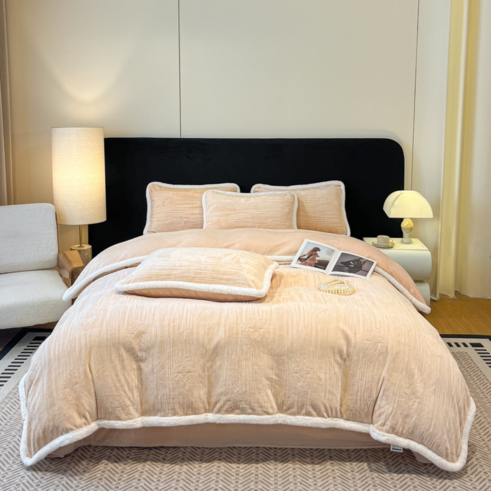 诺梵家纺 2025新款兔毛绒包边 雕花绒四件套 米蕾-黄