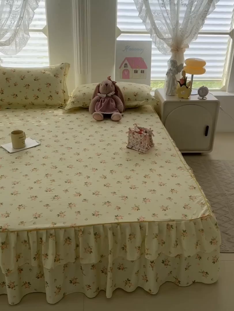 91家纺网 家纺一手货源 找家纺 子钦家纺 2025新款云朵棉水洗棉韩版双层花边公主风床裙床裙三件套 床裙-仲夏