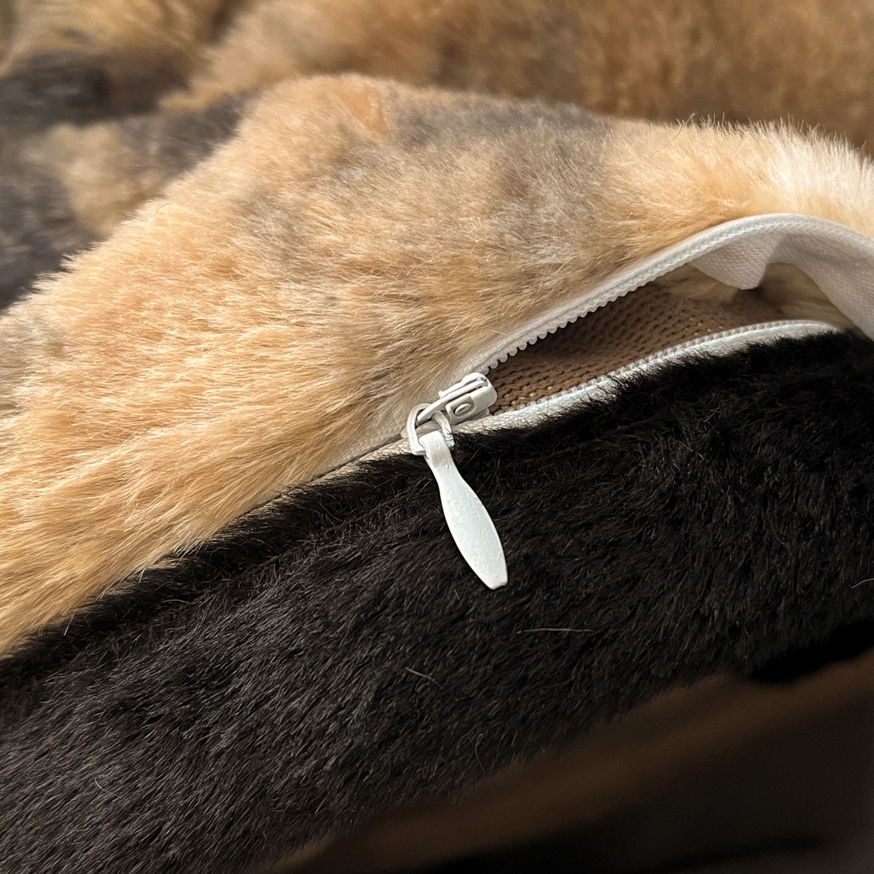 91家纺网 家纺一手货源 找家纺 （总）蓝极人 2025新款兔绒包边美拉德系兔绒四件套