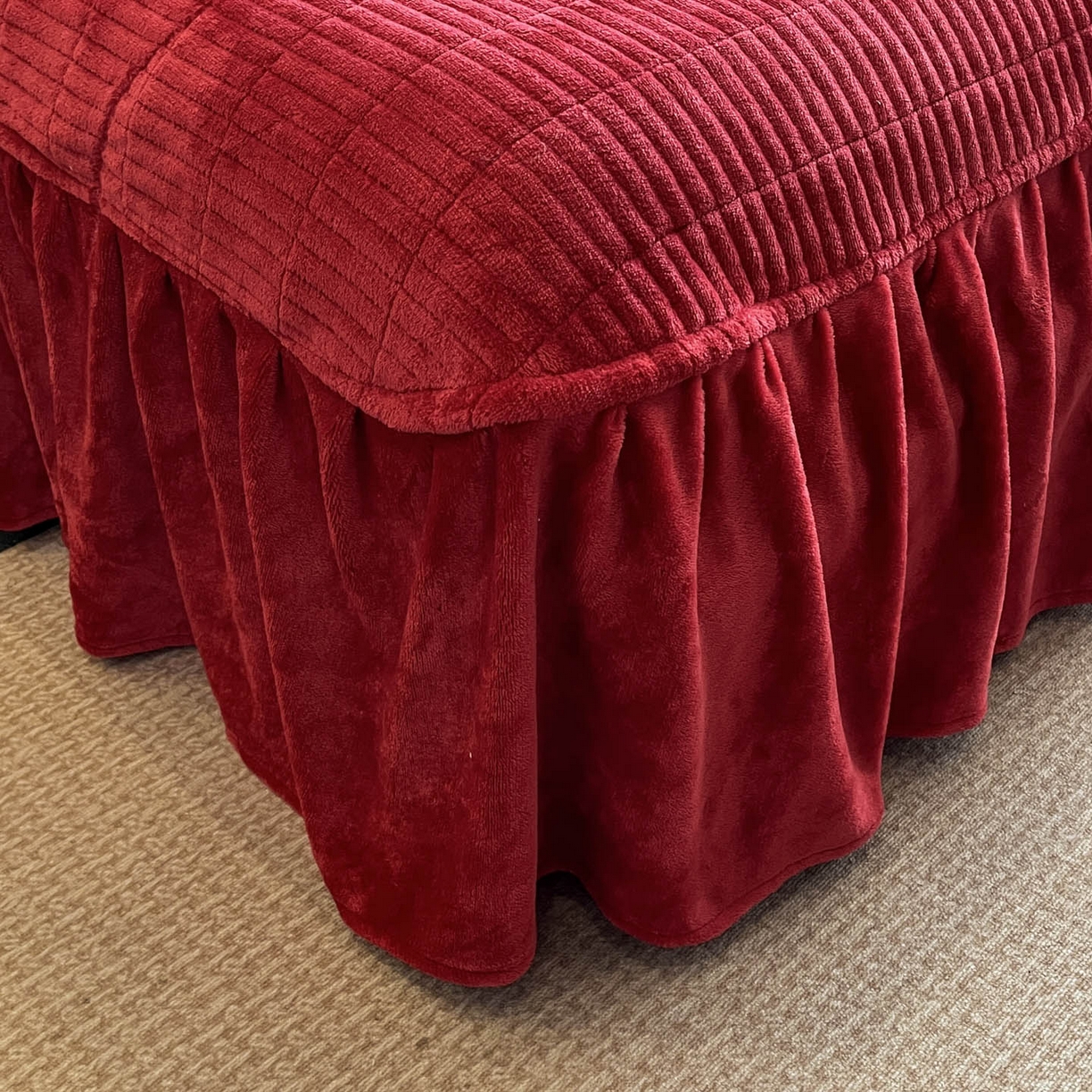 91家纺网 家纺一手货源 找家纺 蓝极人 2025新款兔绒包边美拉德系兔绒四件套 红豹芷影